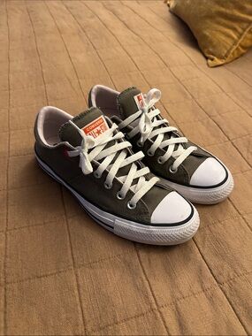 Converse Madison Ox Low Top Sneakers — Olive Green & White